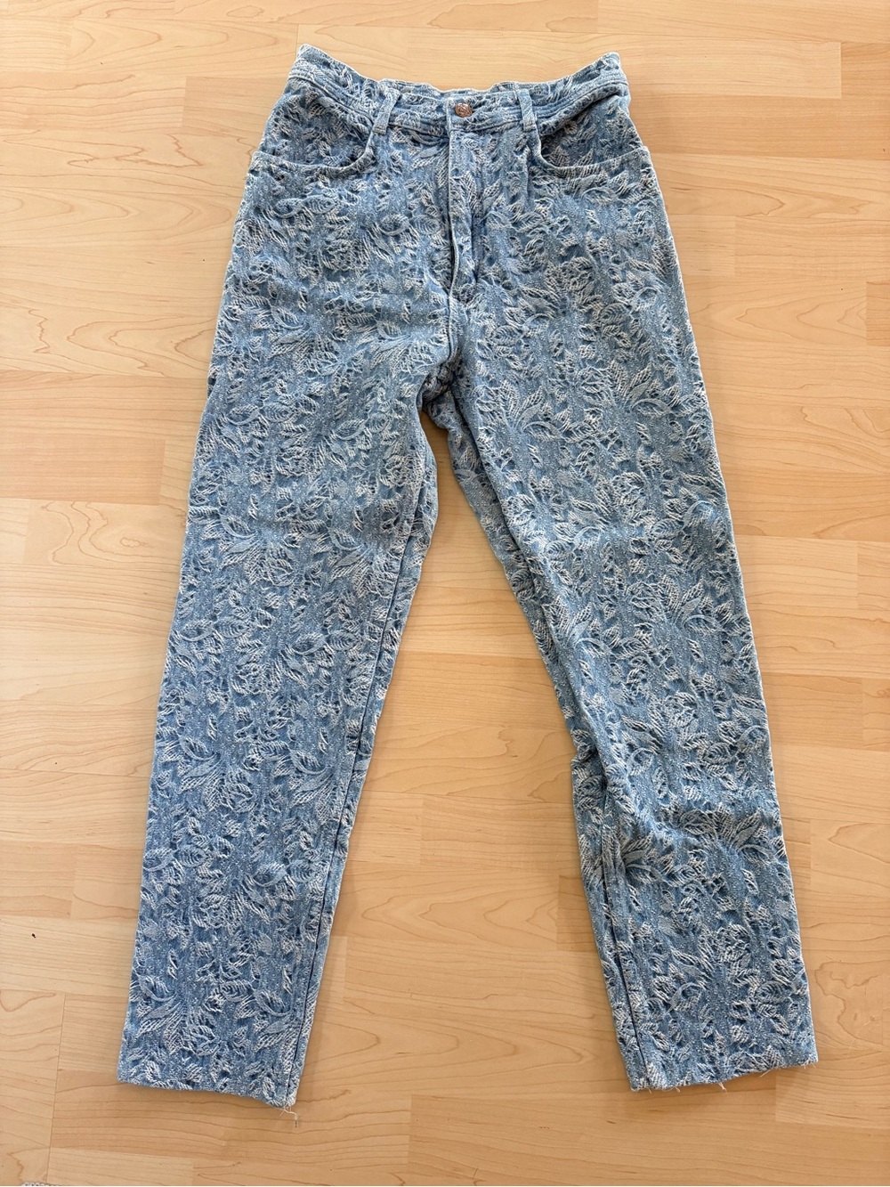 Vintage Santana Jeans Italy Light Blue Distressed Patterned Women’s Jeans